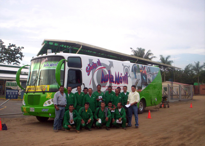 VEHÍCULOS DE CARGA Y TRANSPORTE